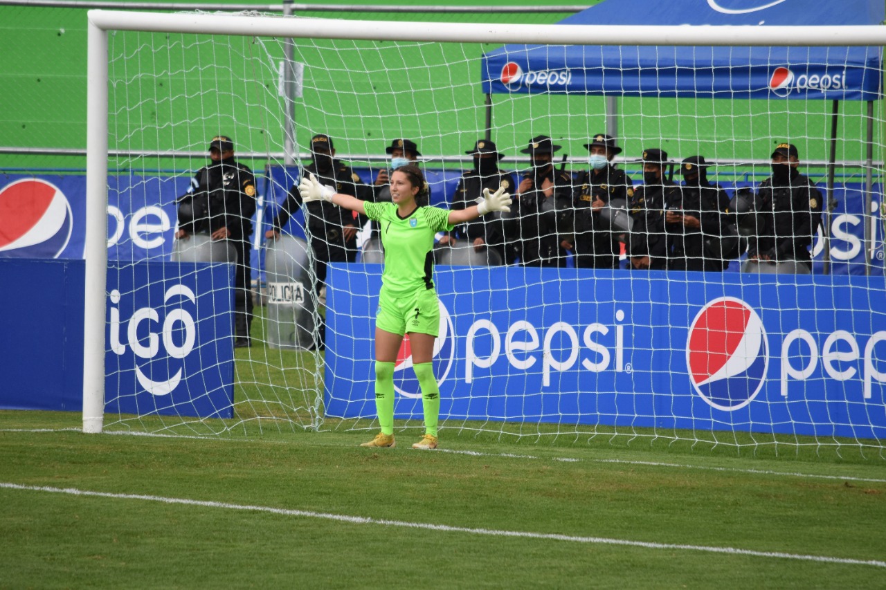 Alexia with National Team