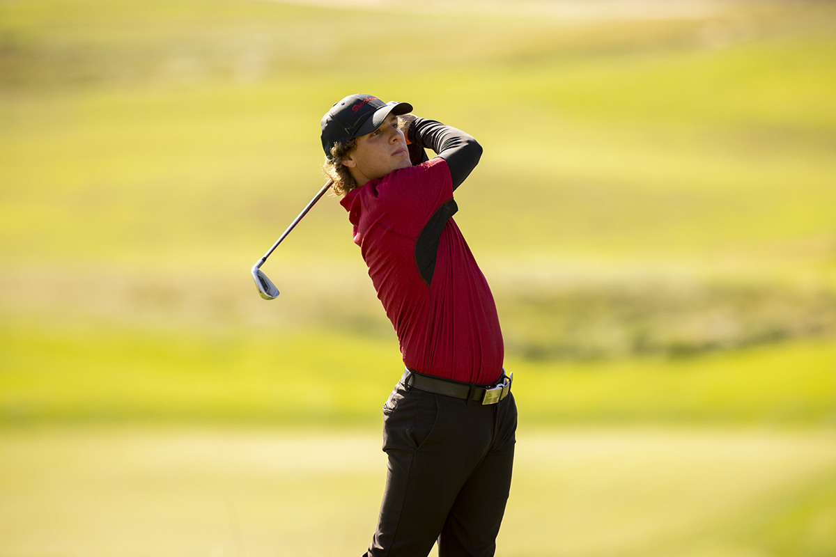 athletics golfer