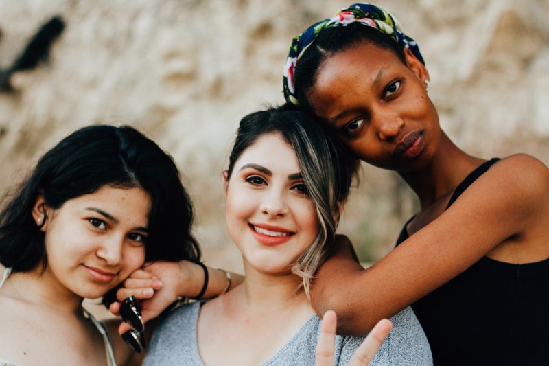 3 women posing for a picture