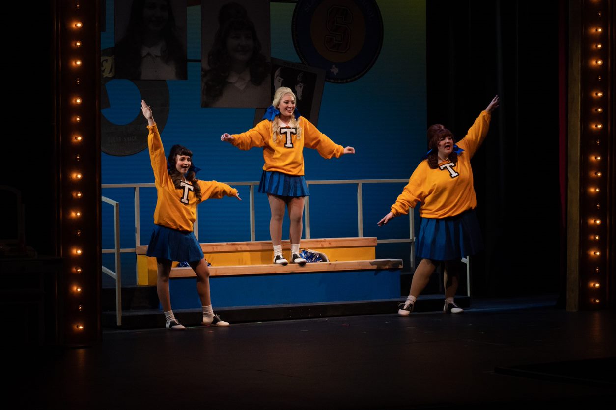chear-leaders-2.jpg Cheer Leaders