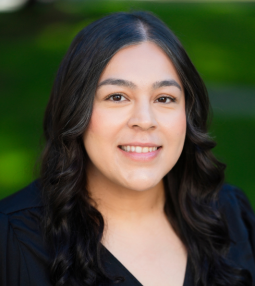 Vanessa Alvarez, Transfer Admissions Counselor