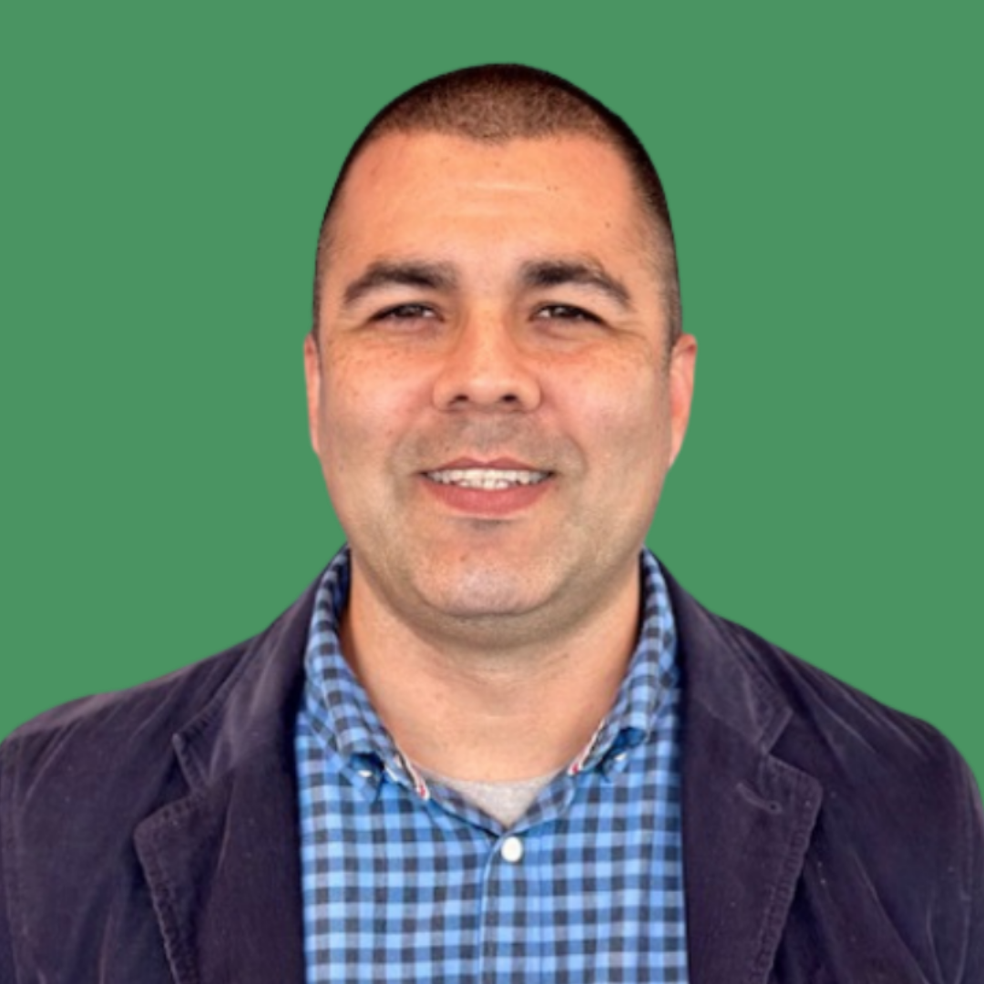 Cesar Ochoa, Career Coach 