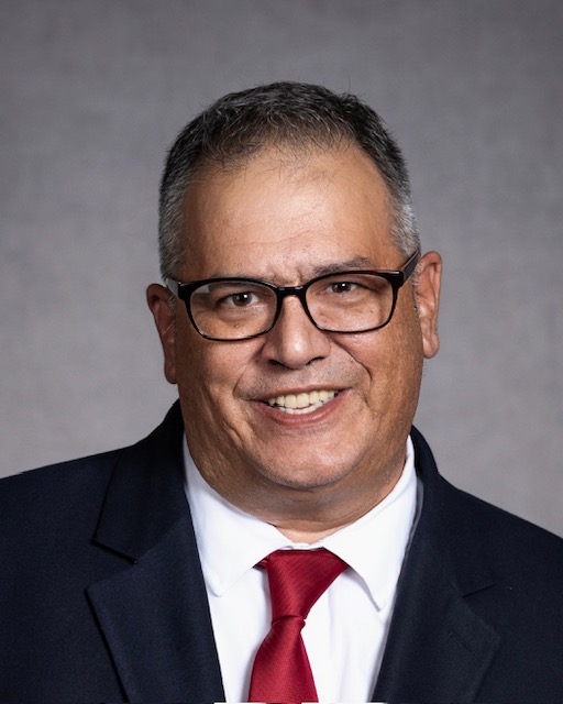Portrait photo of Alexander Ribeau