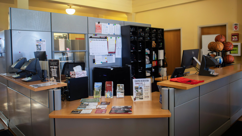 Campus Recreation Facility Desk