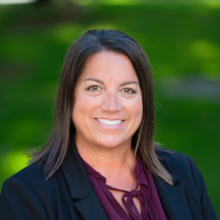 Libby Pata, Lead Academic Advisor
