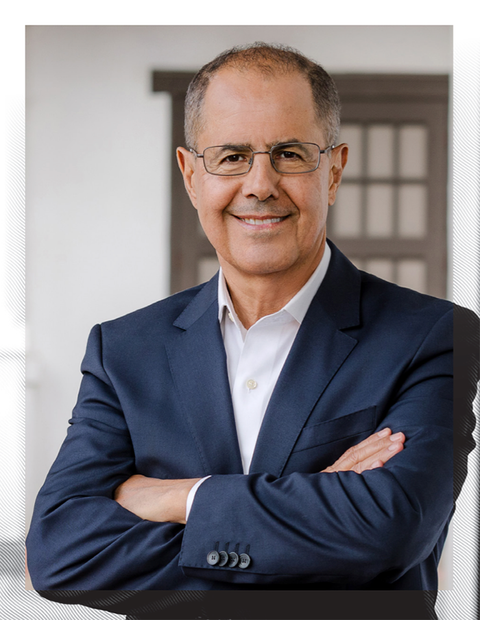Rafael Fernández de Castro headshot