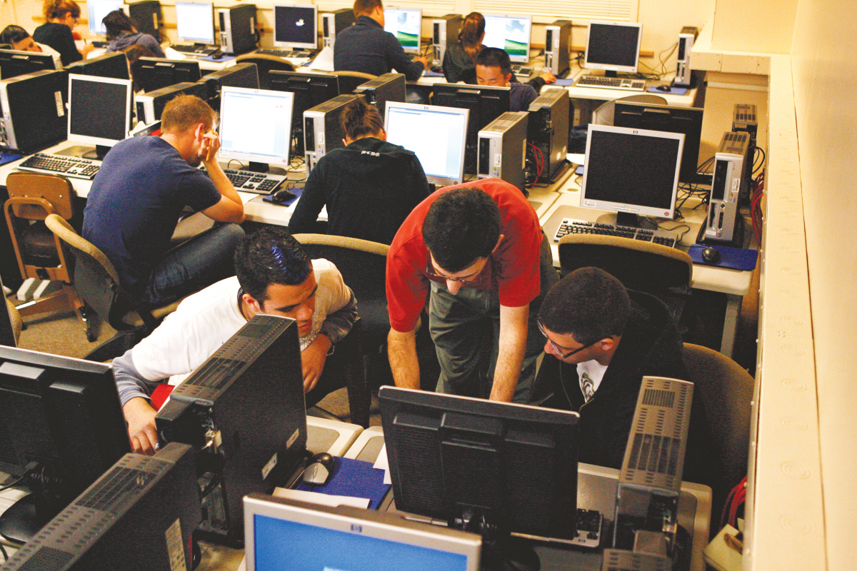 students in computer lab