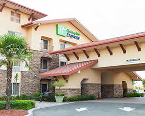 Holiday Inn Express Suites