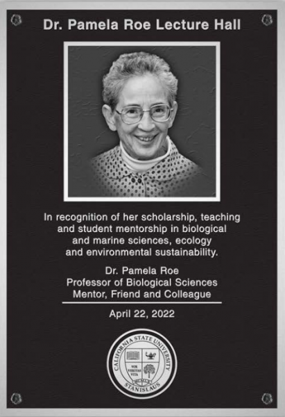 Dr. Pamela Roe Lecture Hall plaque 