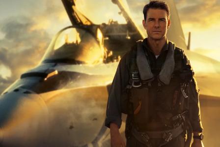 tom cruise and plane poster