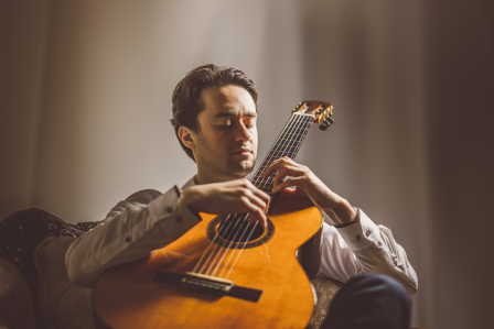 Yuri Liberzon, guitar