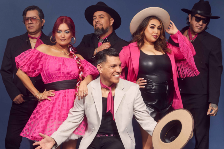 Image of Las Cafeteras music group.