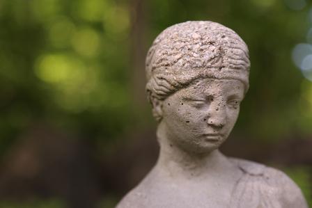 Statue