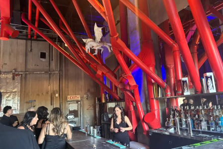 Modesto Silos bar