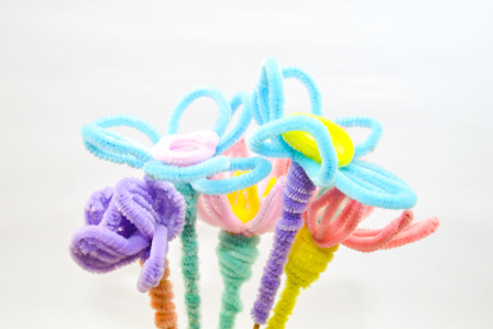 Pipe cleaner flowers