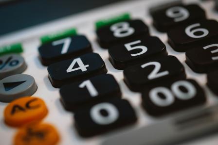 calculator-1500x1000.jpg