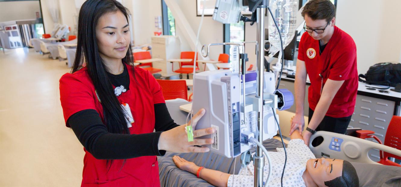 nursing students in Willow Hall sim lab 