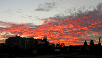 Sunset over Naraghi building