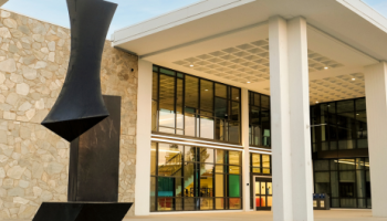 View of the Vasche Library entrance at Stanislaus State