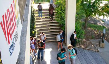 Students on the Stan State campus.