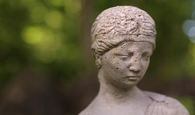 Statue