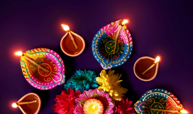 diva, a traditional small oil lamp made of clay