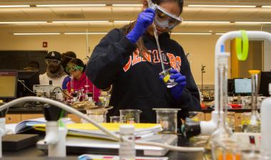 custom-custom_size_chem_lab_2.jpg