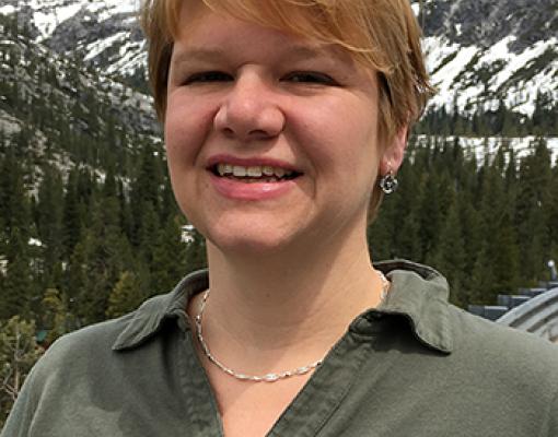 photo of Dr. Ellen Bell