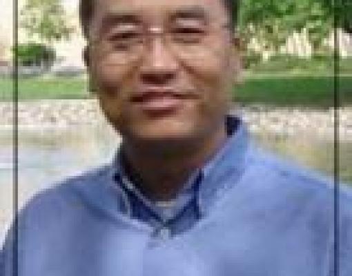 photo of Dr. Eungsuk Kim