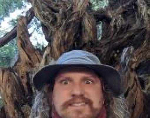 Photo of Dr. Justin Pack