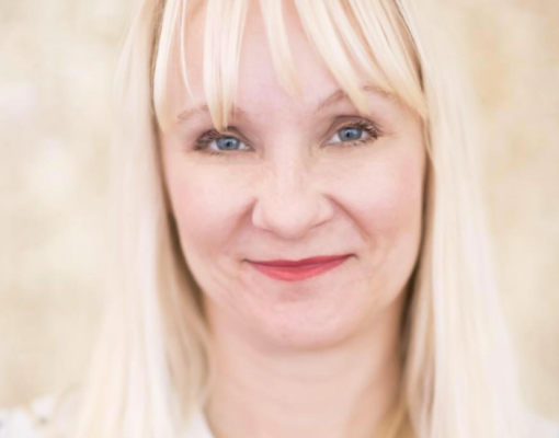 Portrait image of Bea Ahbeck.